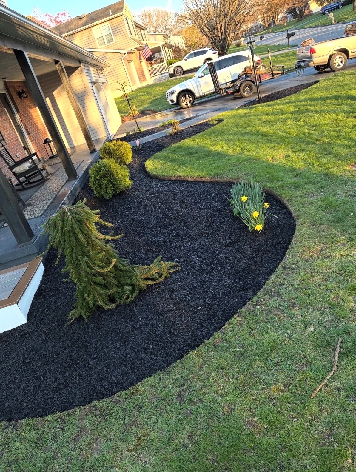 Curved Mulch Border